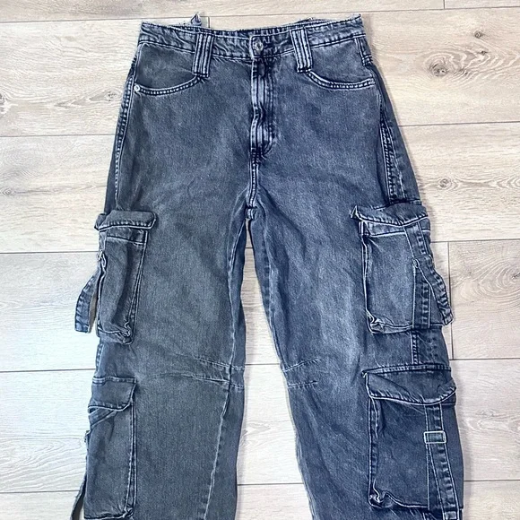 Zara Gray Wash Straight Wide Leg Cargo Pocket Jeans - Picture 7 of 15